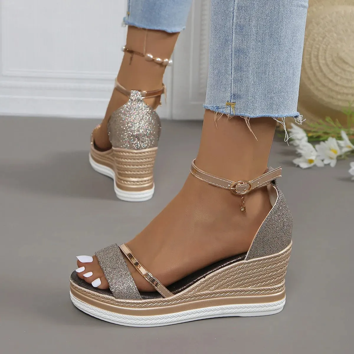 Charis - Comfortable and Stylish Sandals for Women