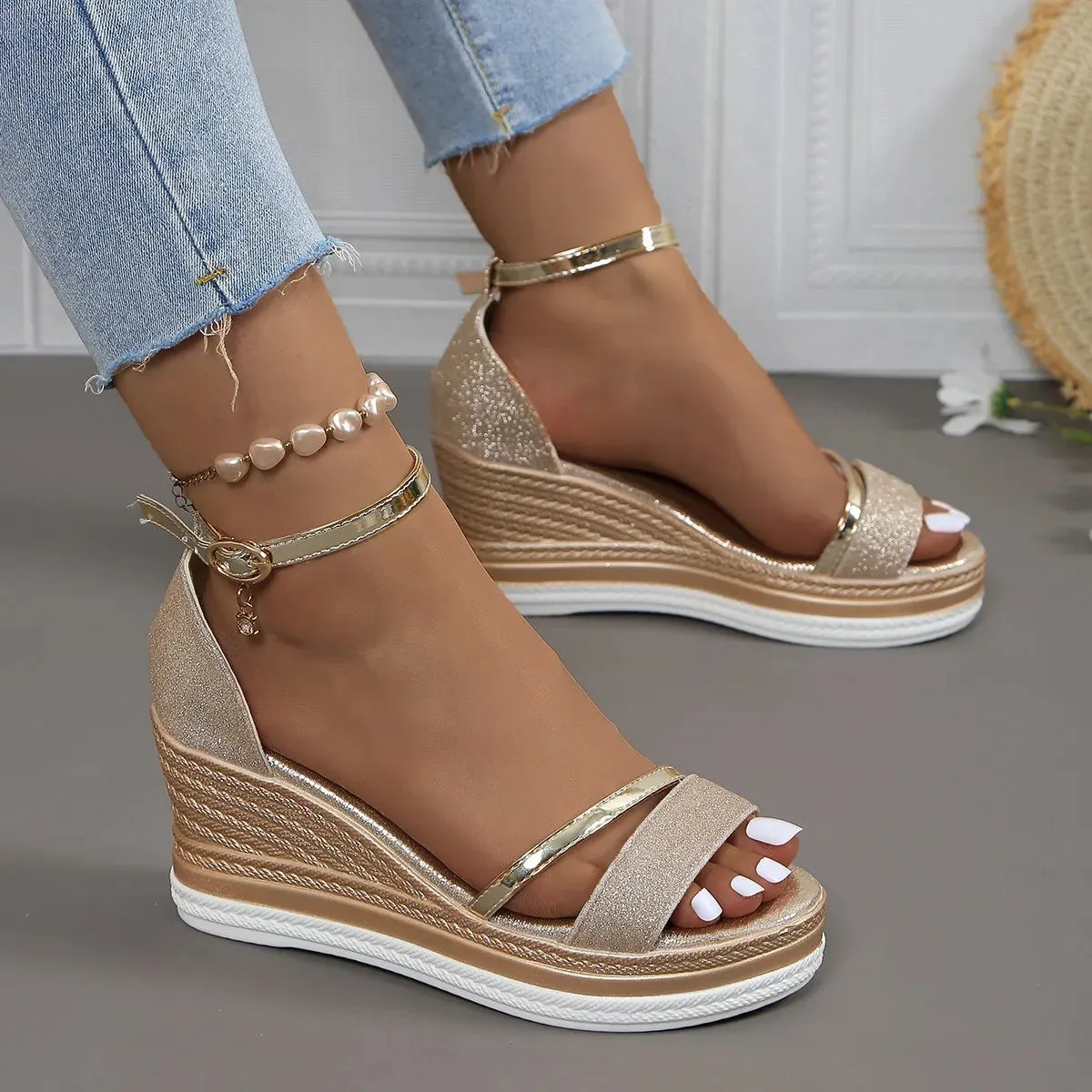 Charis - Comfortable and Stylish Sandals for Women