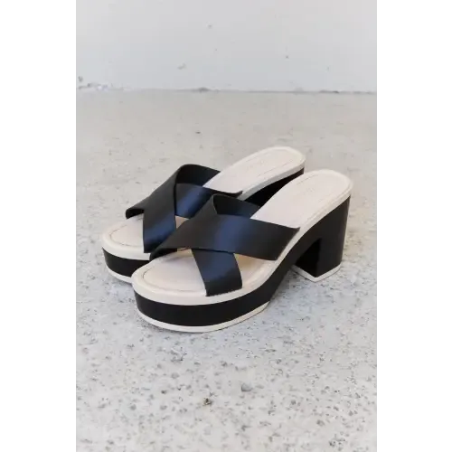 Cherish Contrast Platform Sandals for Stylish Summer Moments