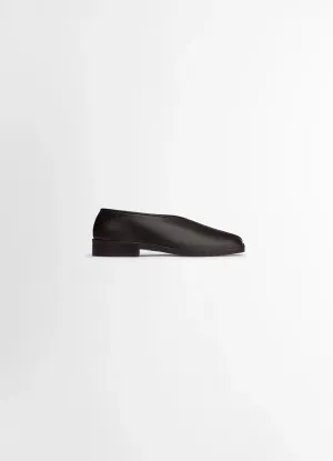 FLAT PIPED SLIPPERS