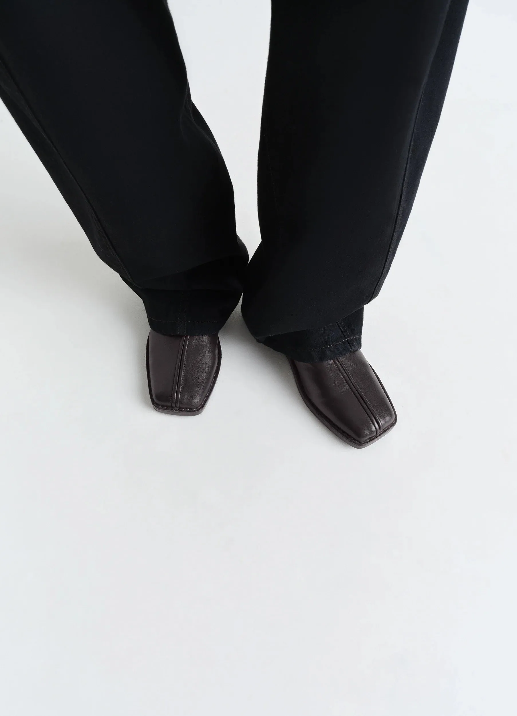FLAT PIPED SLIPPERS