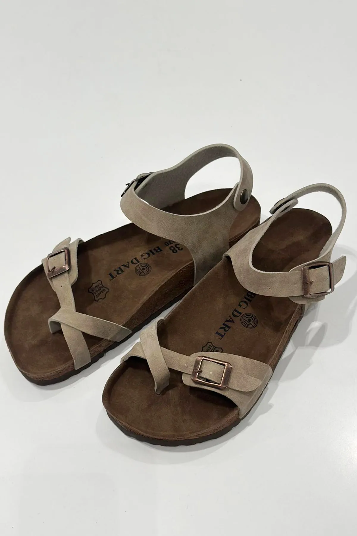 <tc>Chaussures orthopédiques pour femme 010186.

</tc>