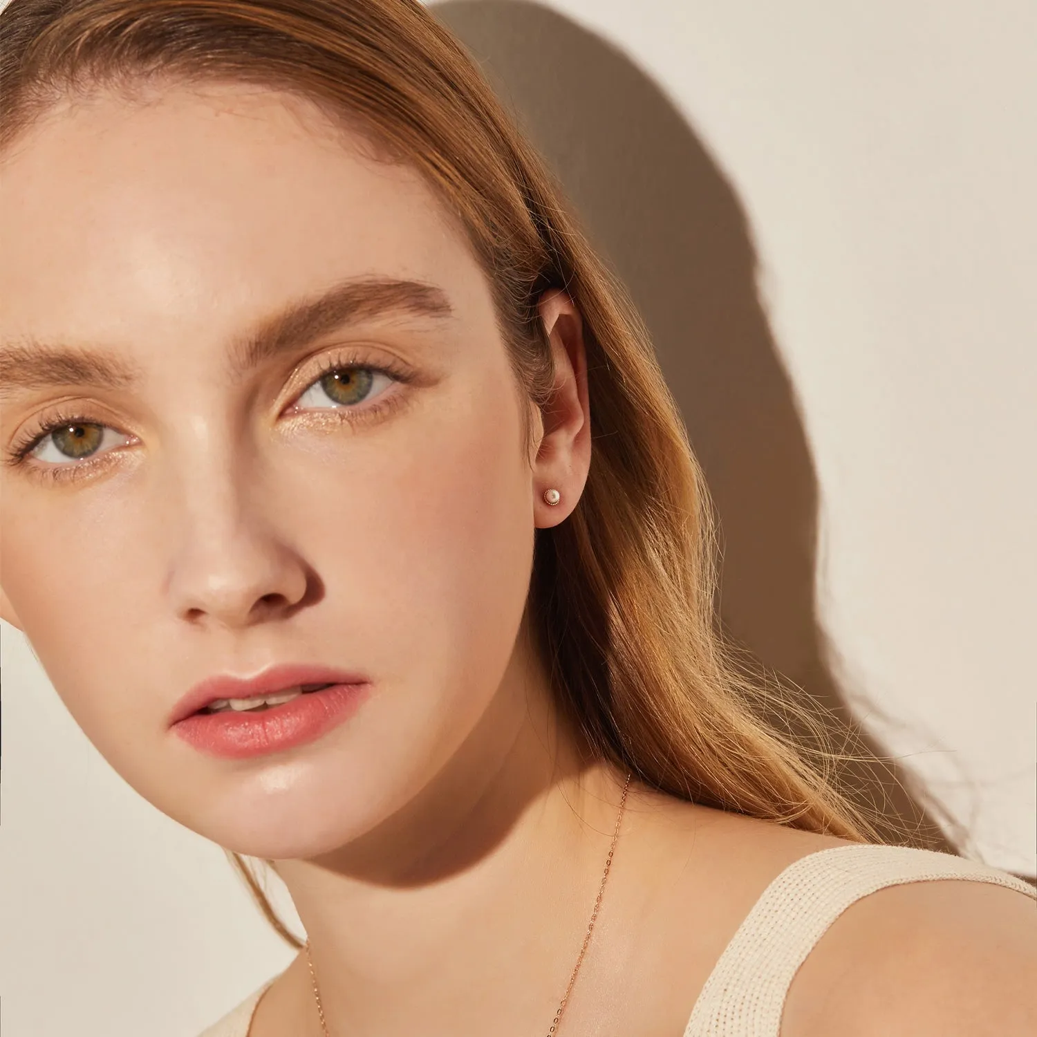 Miss. Doux Gold One-sided Earring JDRERYF426W