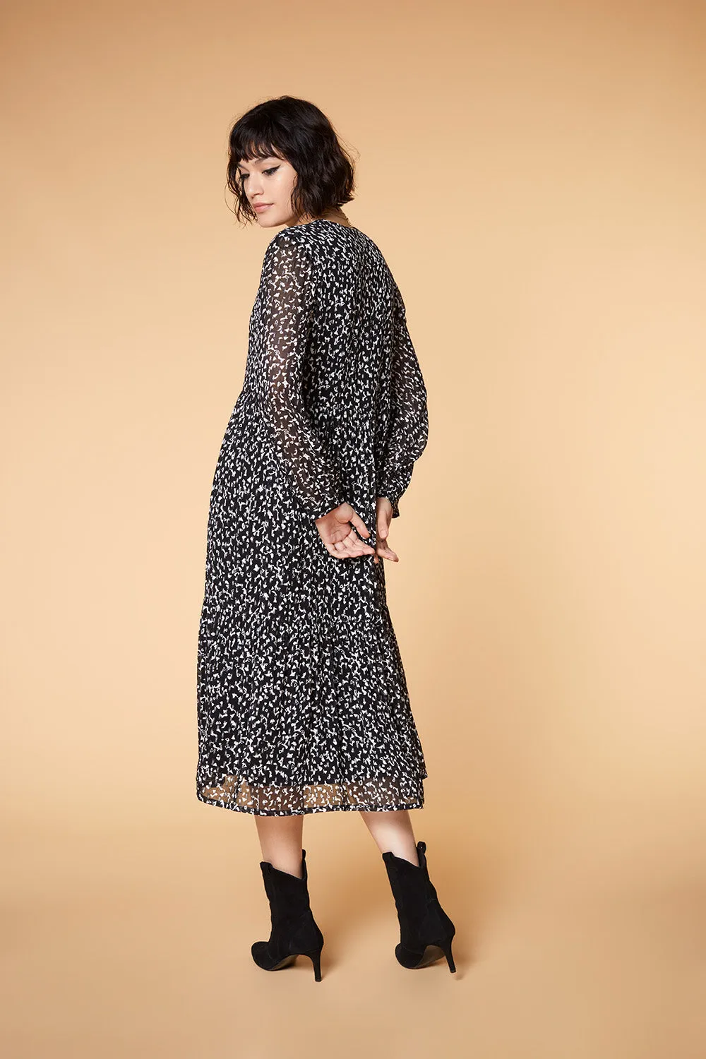 REVA - Robe midi noire à imprimé éclat