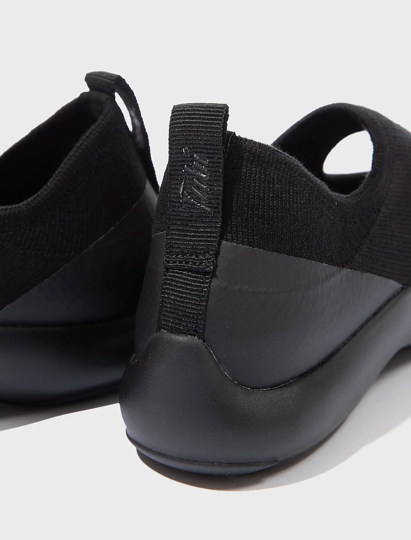 Tabi Sandal